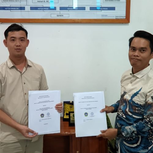 MoU Itkesbis Graha Ananda dan Institut Teknologi Kesehatan Graha Medika Kotamobagu